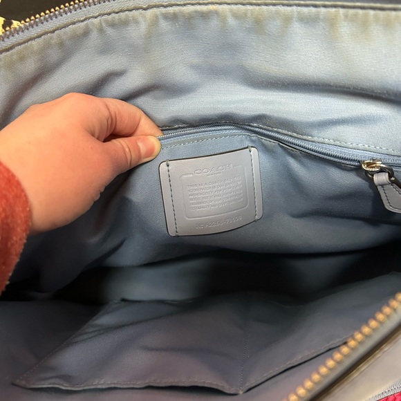 Coach blue shoulder gallery tote purse 💙 - Picture 6 of 11